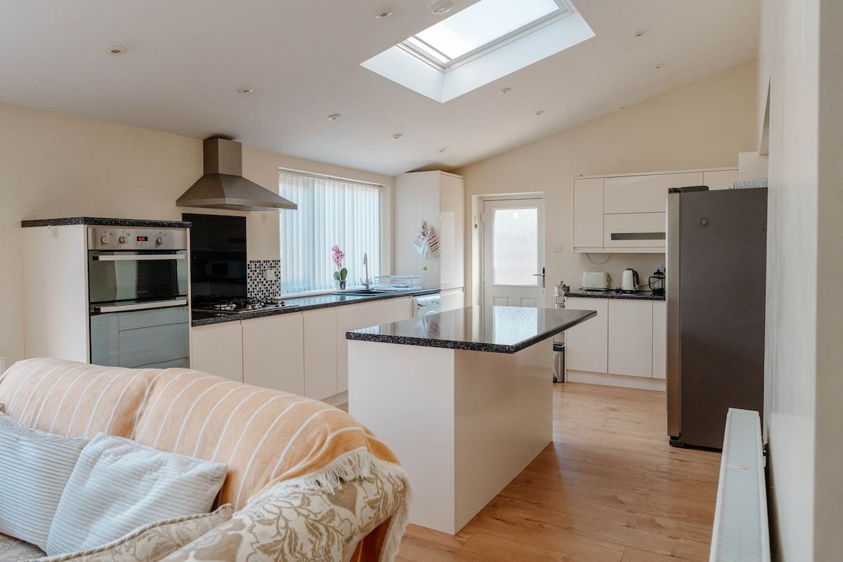 Spacious Garden Home | Near York | Dog Friendly