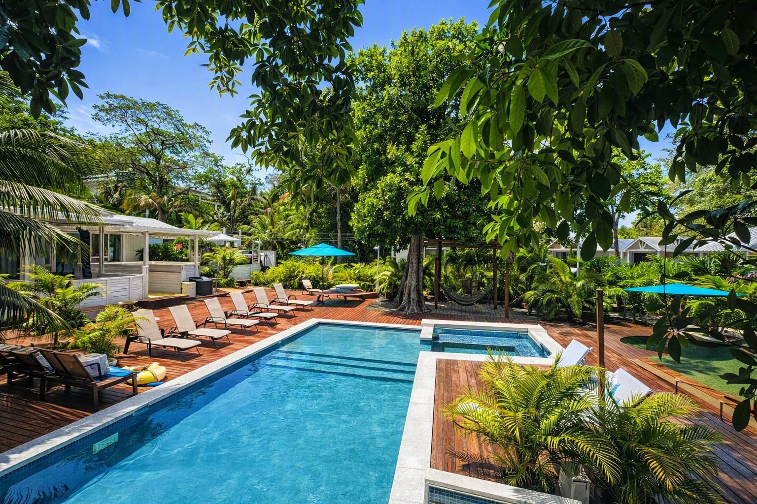 Anantasun | Garden Casita C2