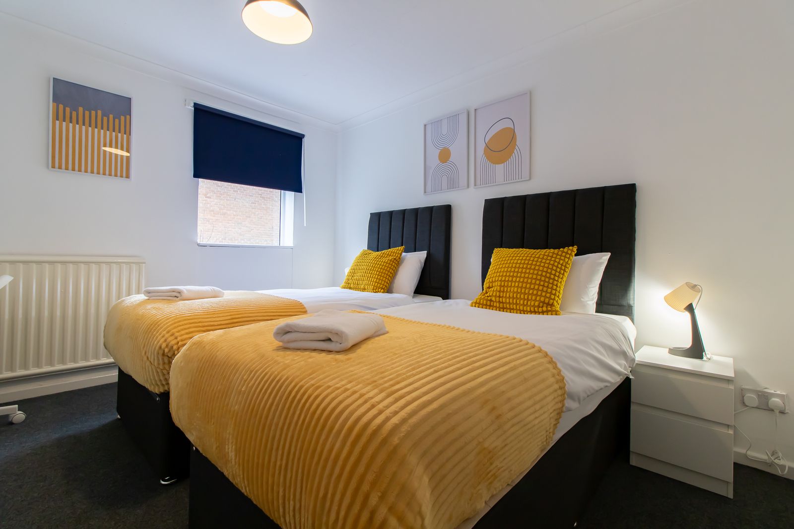 Two Bedroom Apartment-Great discount on long stays!