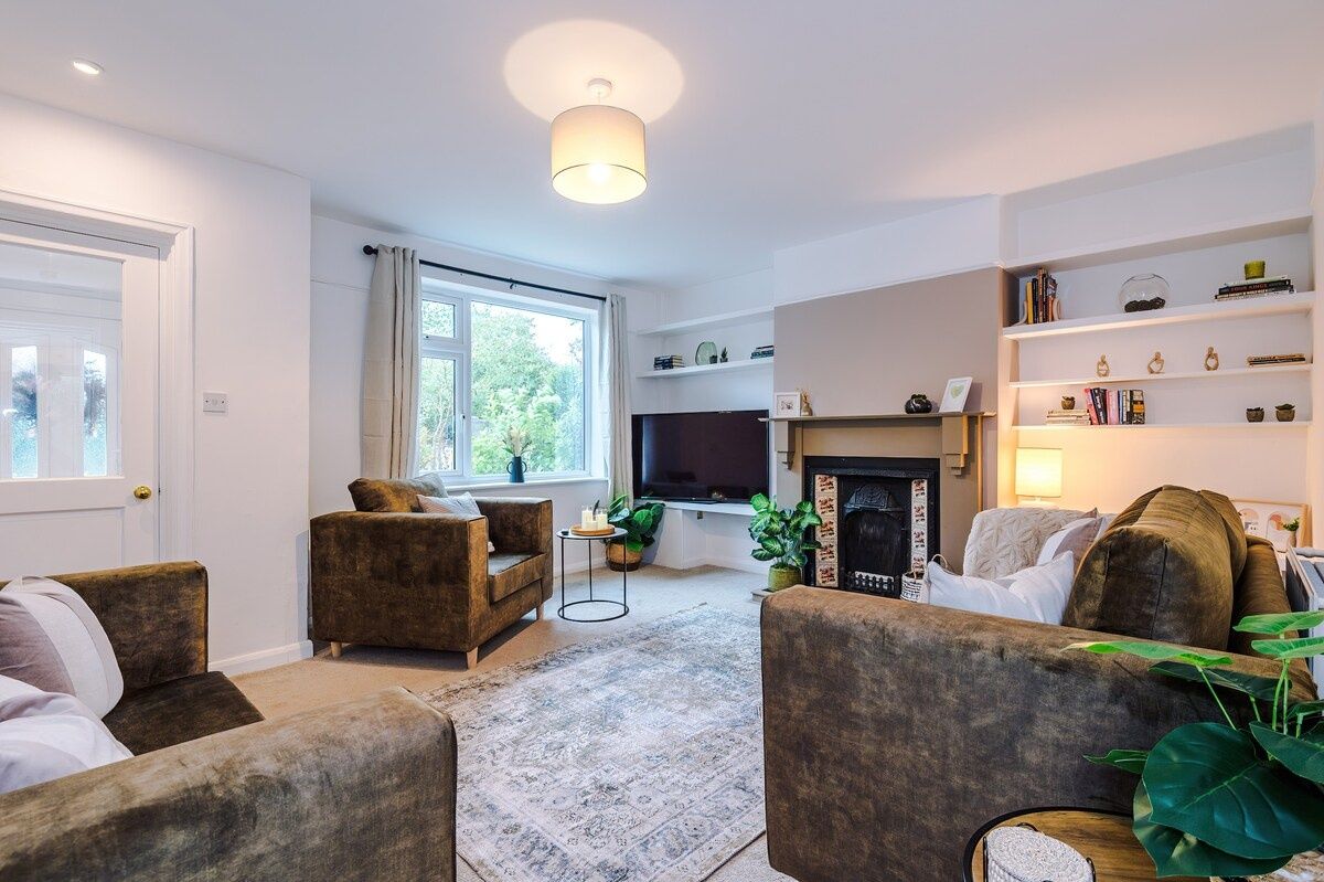 Cosy and Inviting Chester Home