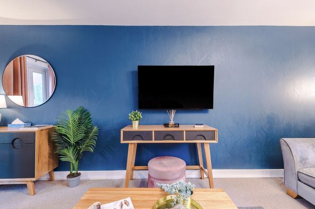 Beautiful Stoke Home Sleeps 10 by PureStay Short Lets