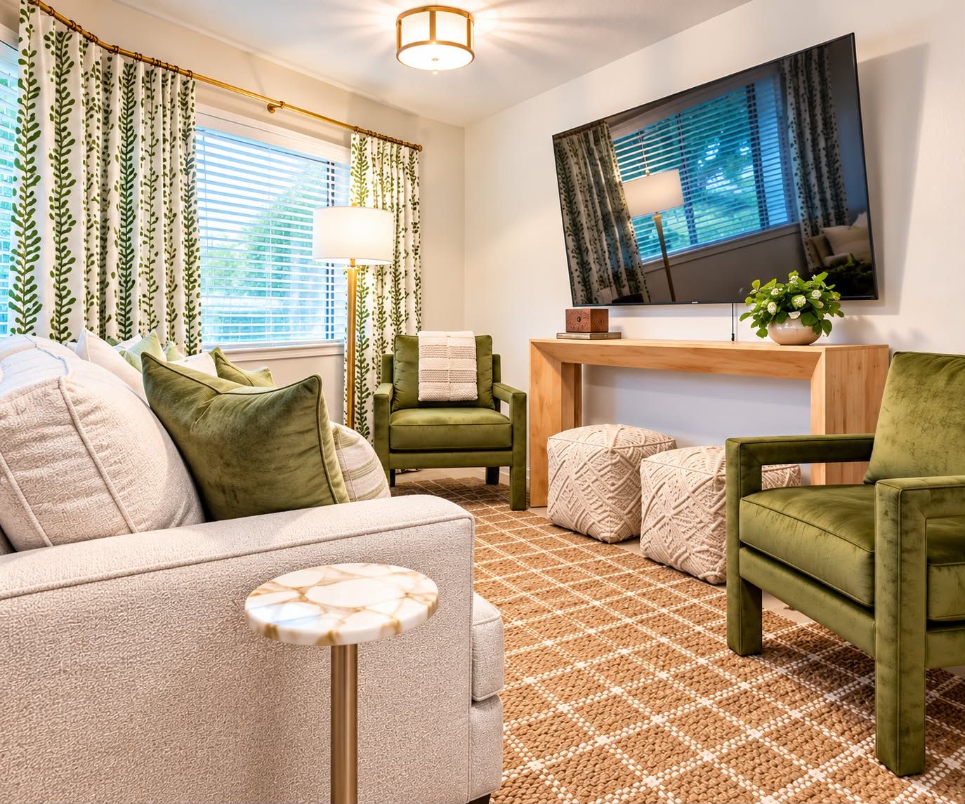 The Nest, Walk to Sq+Campus, Velvet Ditch Villas