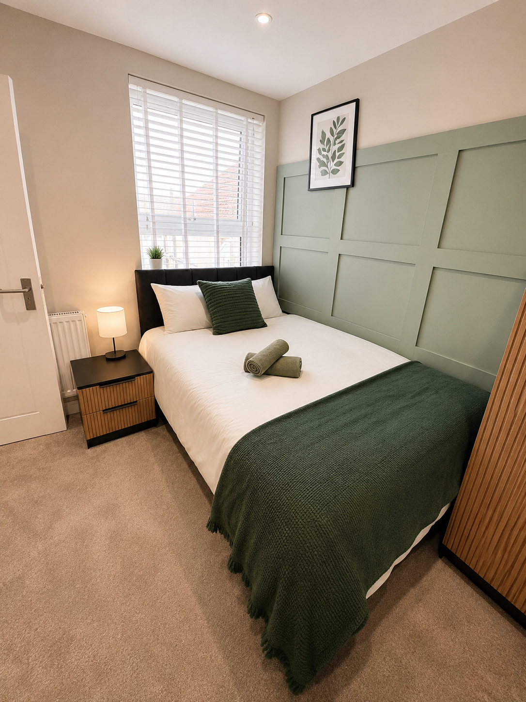 T3 Luxury Stays, TV, WIFI, Workers
