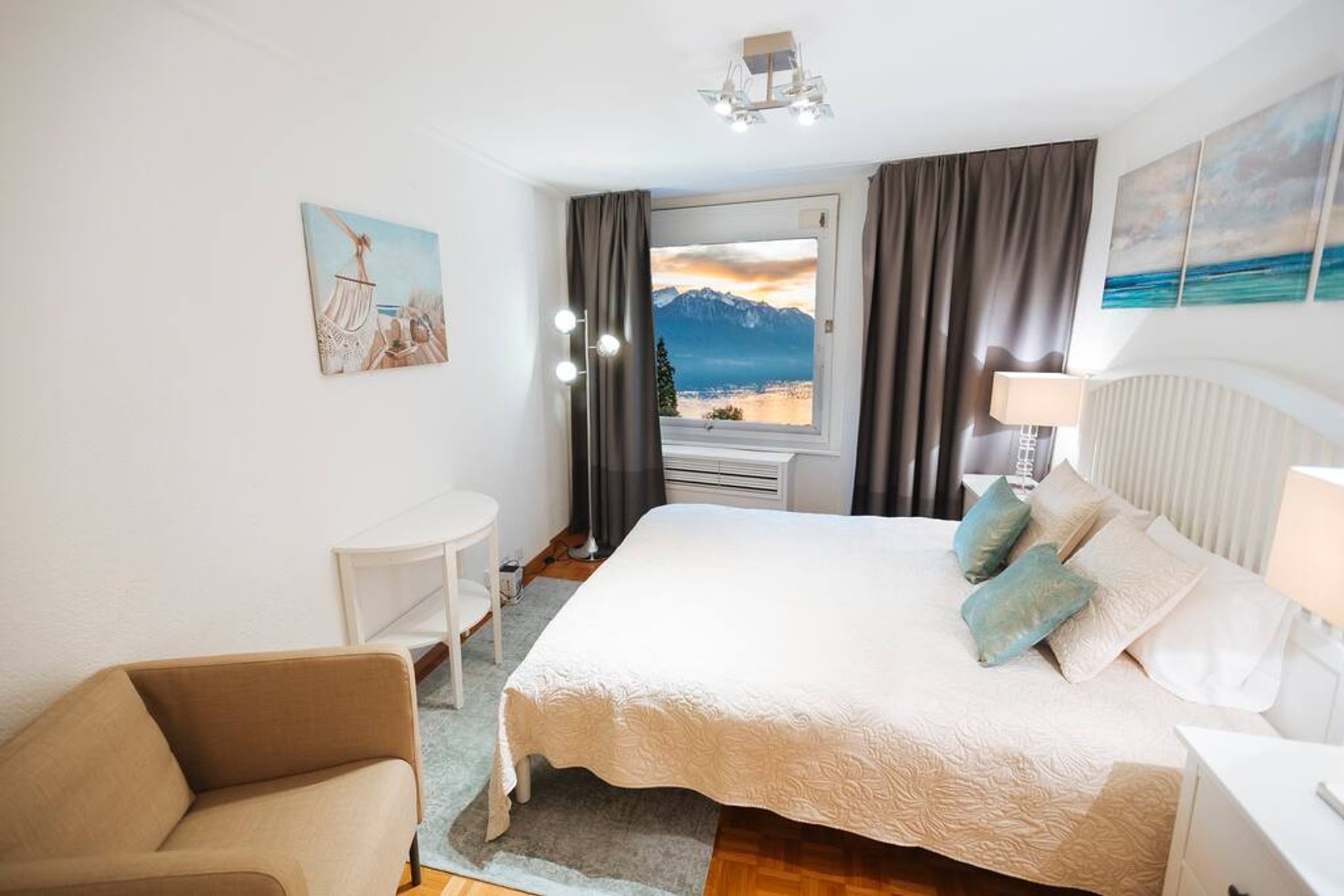 ☆Apartment 2 bedroom, city centre, Montreux view ☆