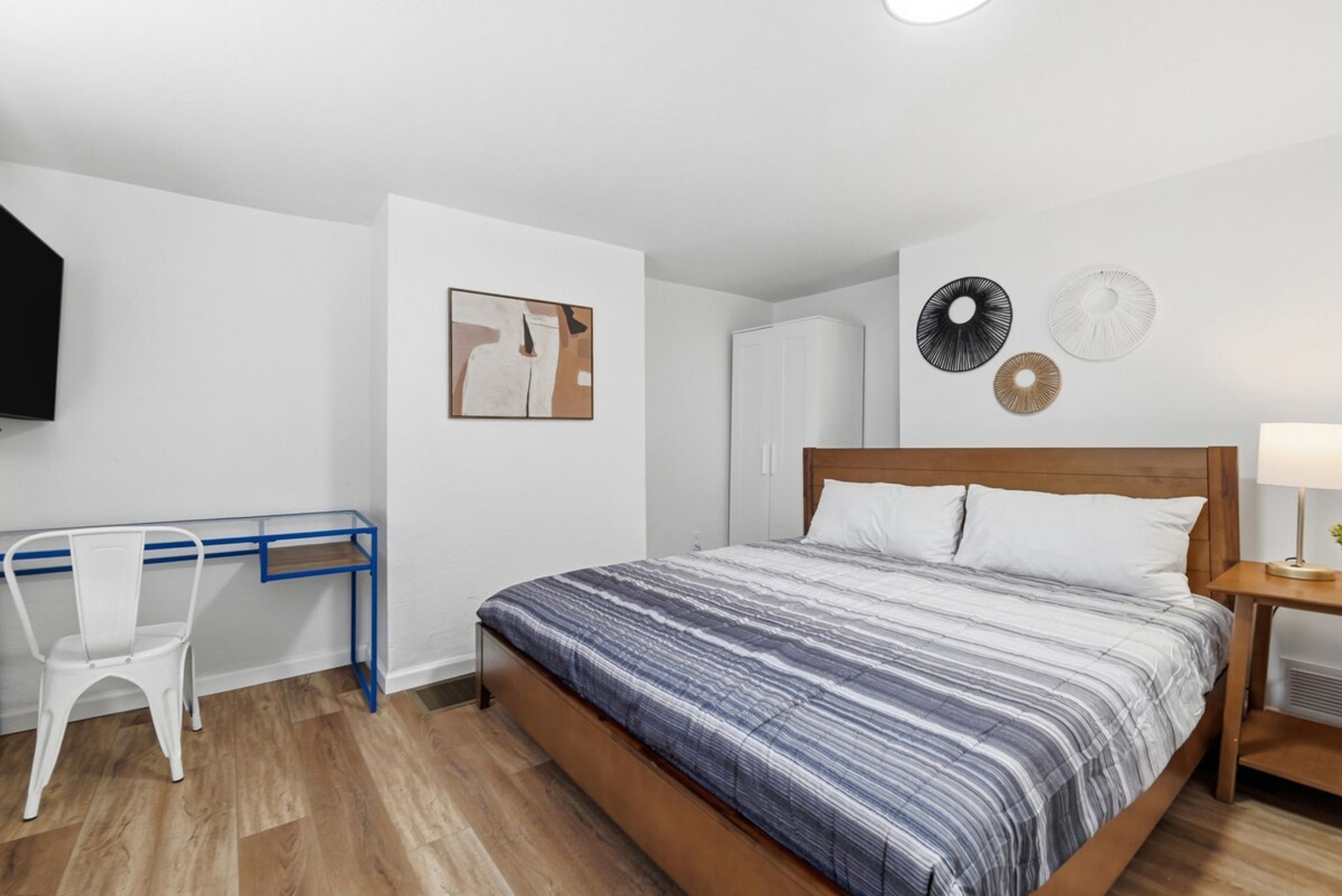 Pittsburgh/Millvale @A Bright & Cozy Private Bedroom with Shared Bathroom