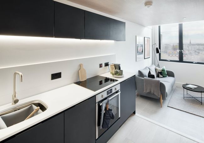 City Duplex | Balcony + Free Parking | Heart of Manchester