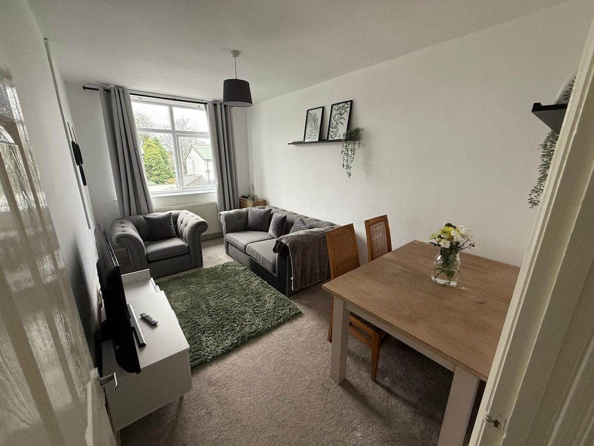 Resi-Lets: Large 3 bed apt in Blyth, Northumberland