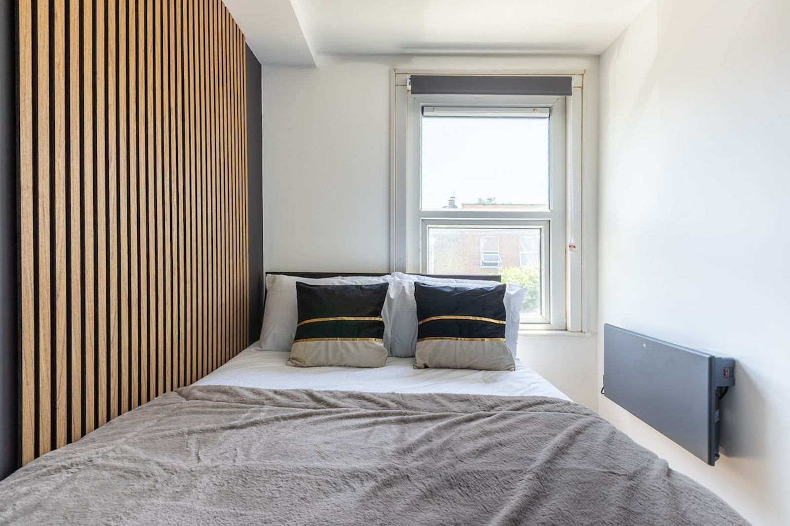 Explore London from This Hackney Studio