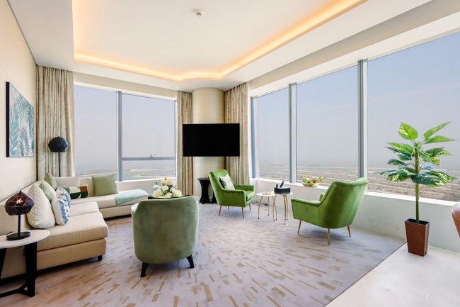 Livbnb Suites - 1BR with Spectacular Sea Views in Palm Tower