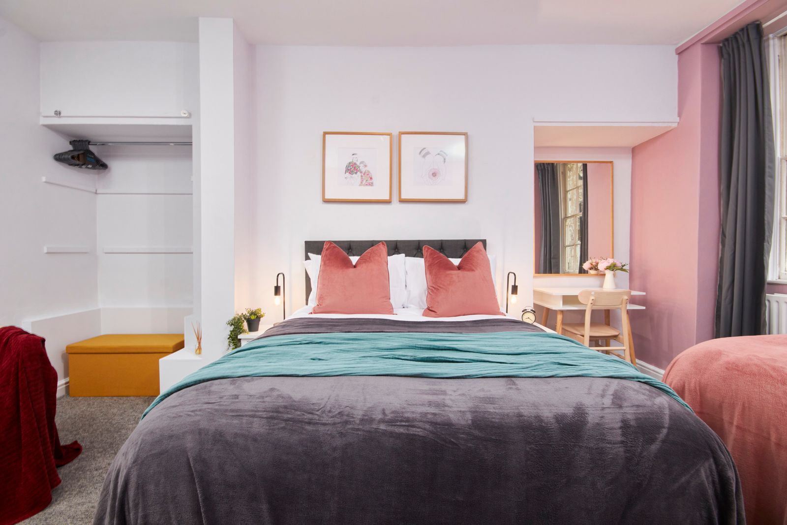 Wonderful Apartment in Bath w/Garden - by PureStay