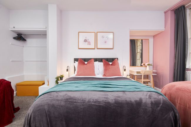 Wonderful Apartment in Bath w/Garden - by PureStay