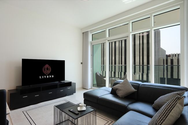 Livbnb Suites - Classy 2BR in Sunrise Bay