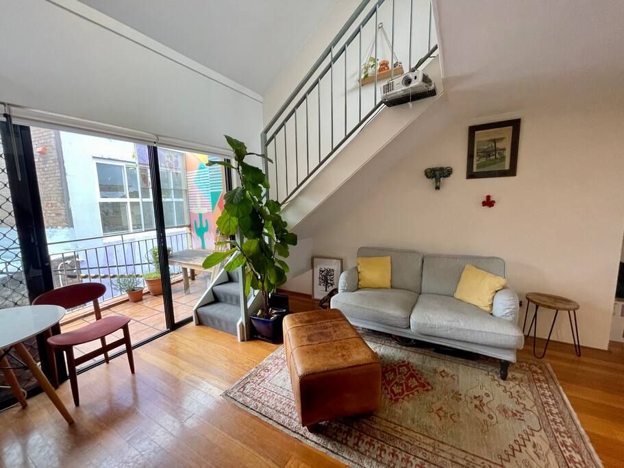 Cosy Stays @ Newtown ★ Studio Loft Apt ★ 1 Bdrm