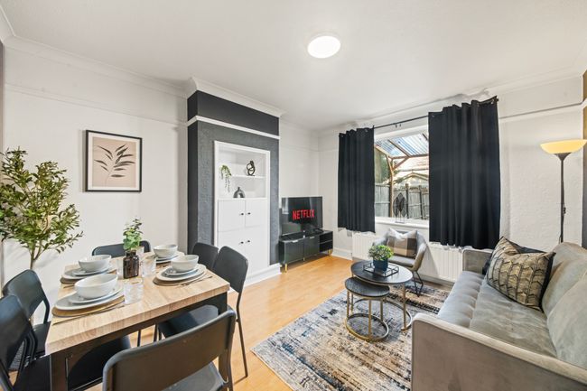 Acton 4BR House | Contractors | Families| Parking