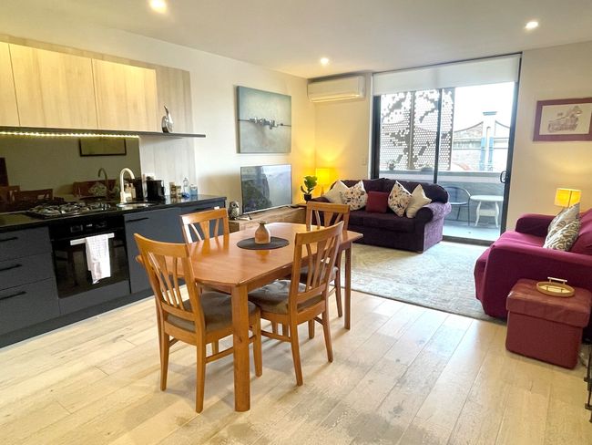 Escape To The Inner West @ Dulwich Hill