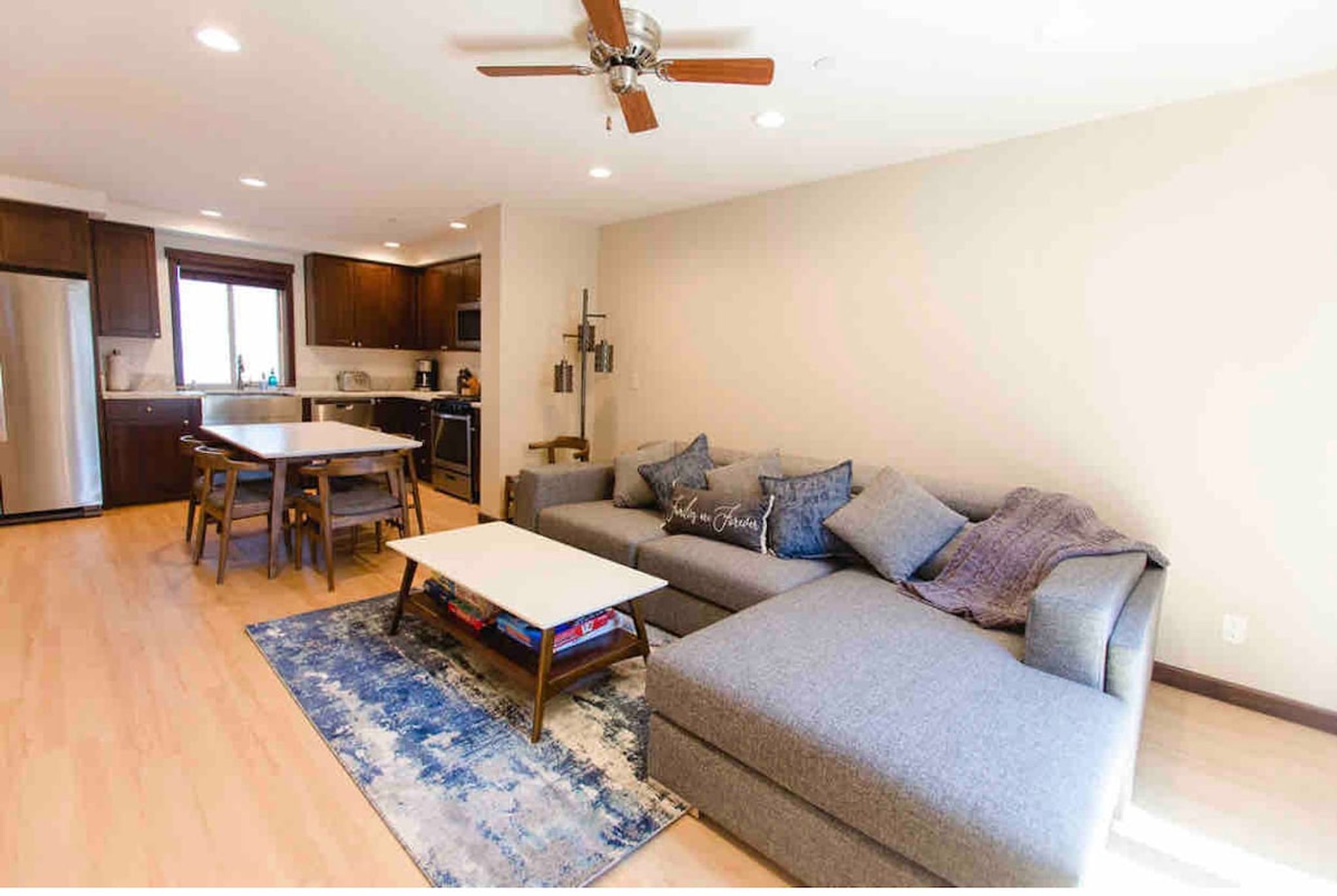 Mammoth Mountain Townhome w/ Garage EV Charger