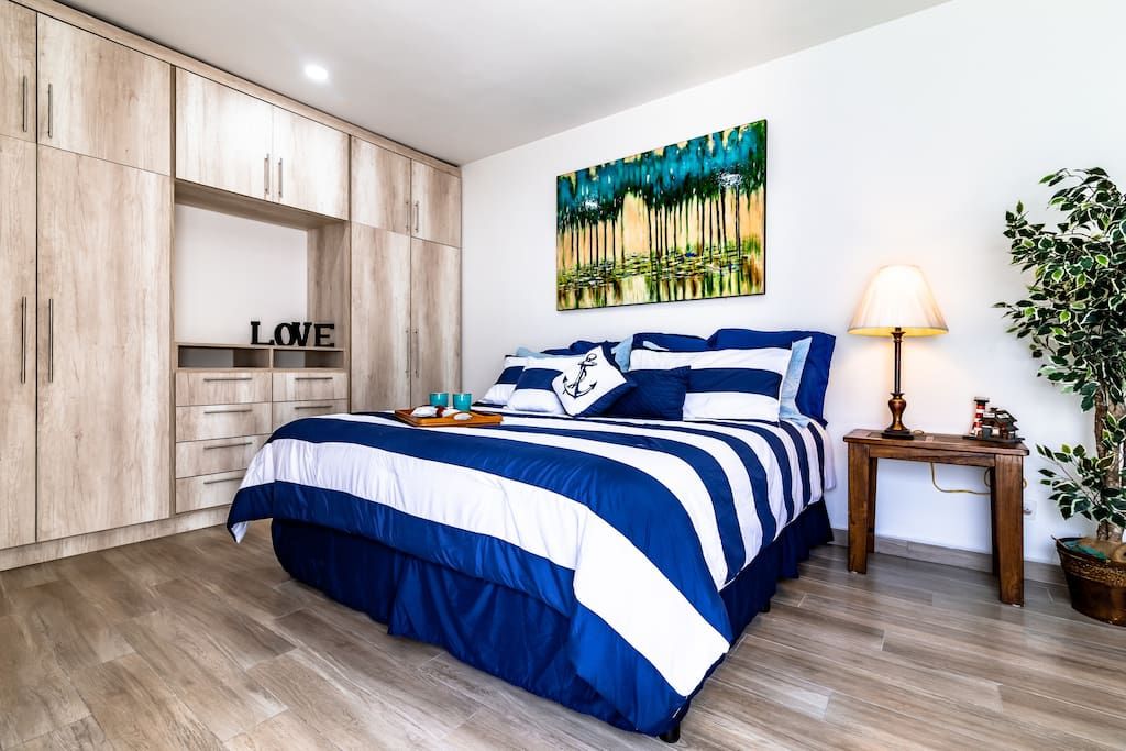 ?New Home?♂️Security ⭐️King Bed♿️Access⚡️WiFi?Patio