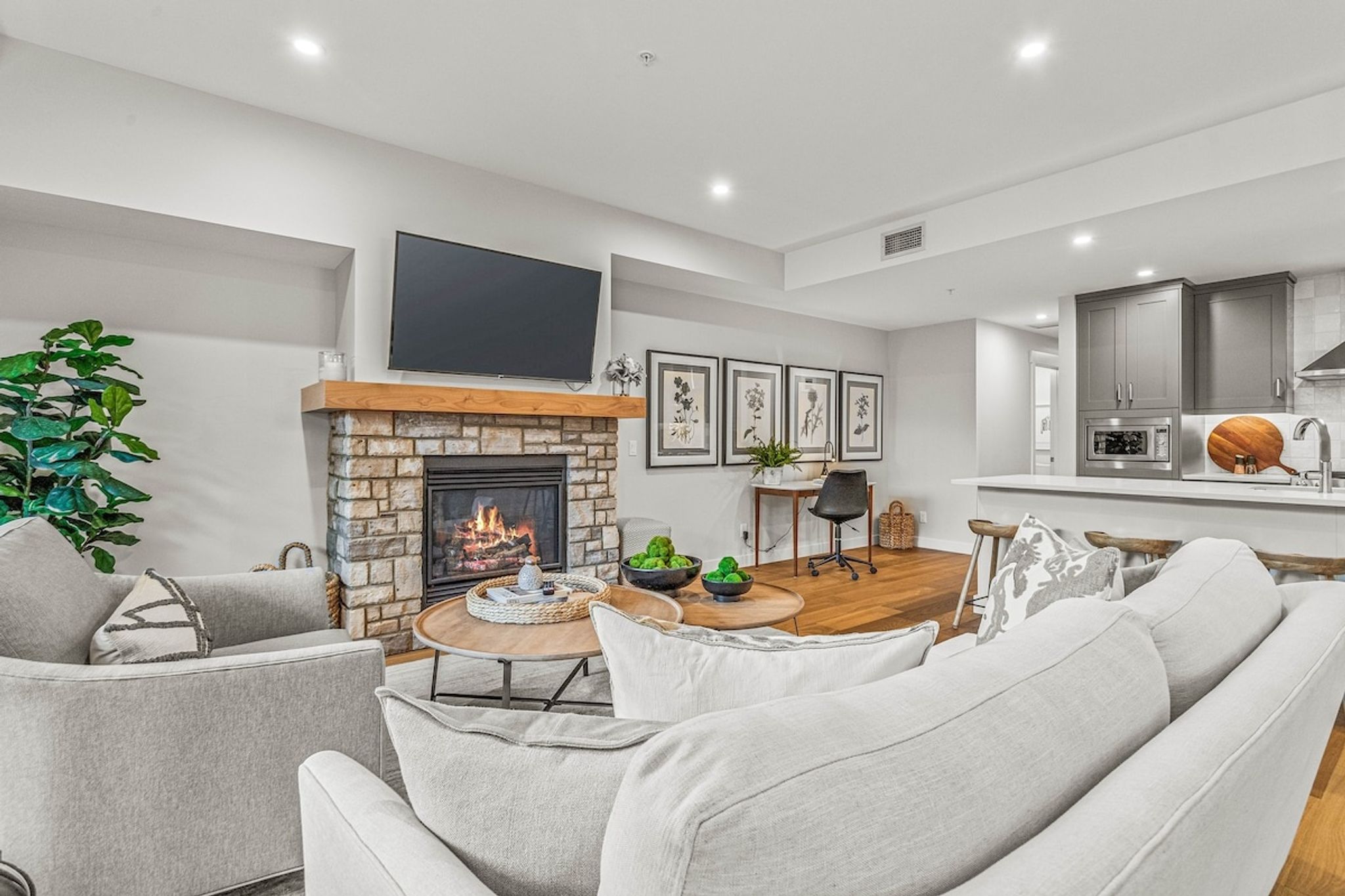 2 Bed/2.5Bath Spring Creek Retreat - Sleeps 8