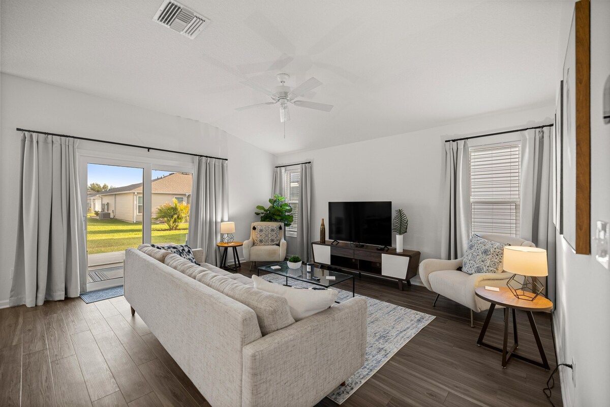 Eastport 3BR · Golf Cart · Patio · Near Pools — photo 2