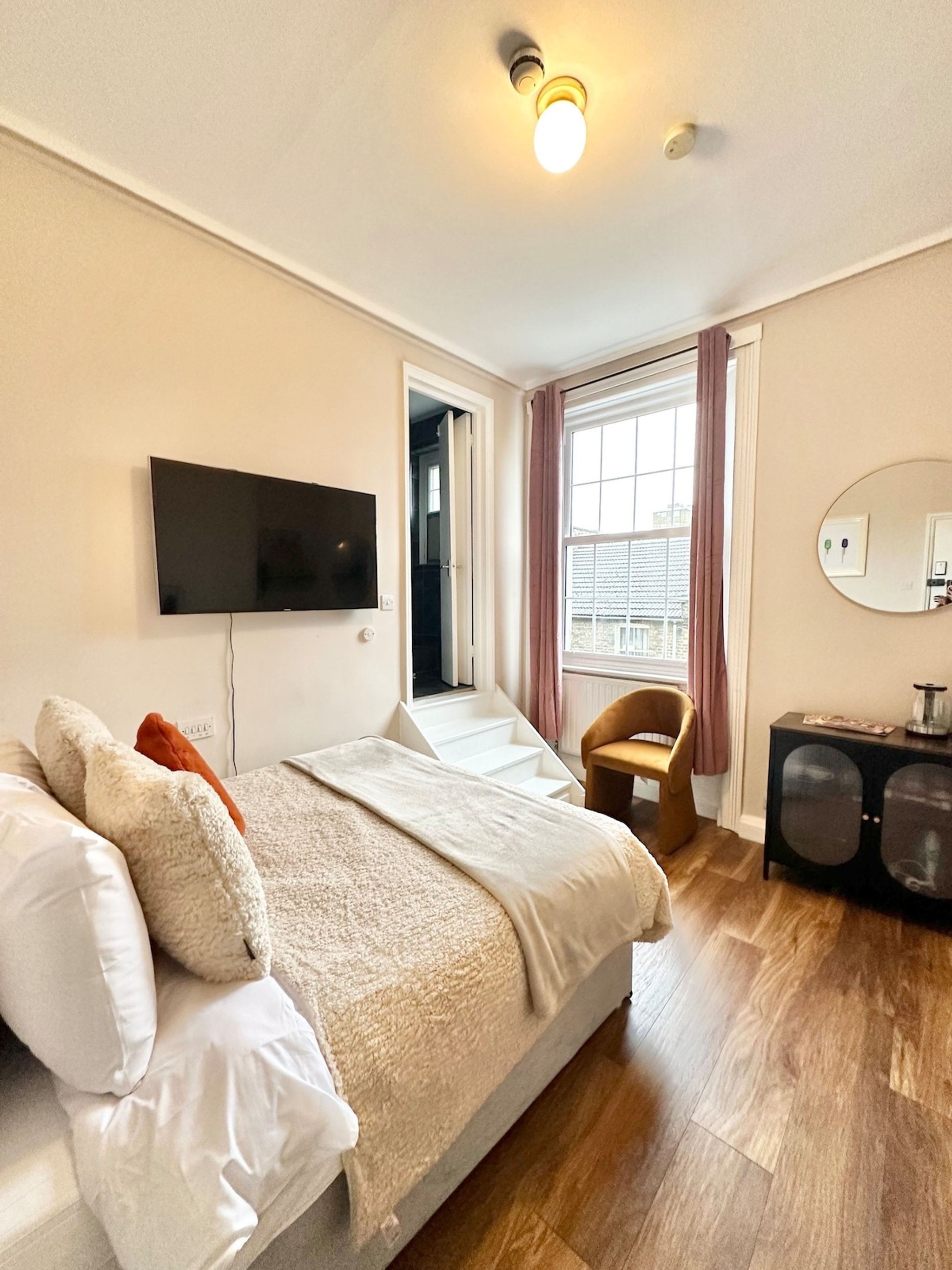 Chic studio flat in Camden