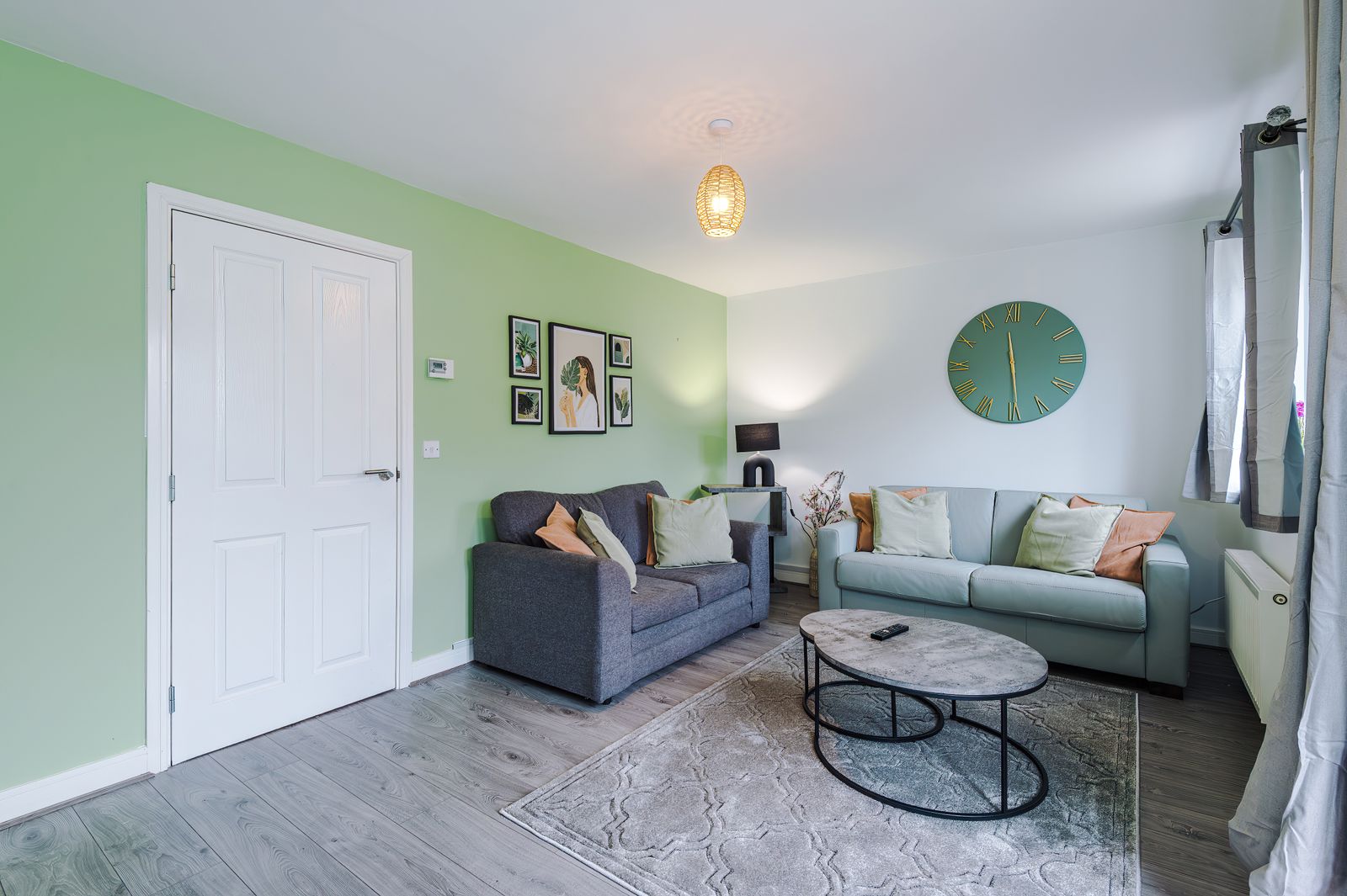 Perfect for Contractors | Driveway park & 5G Wi-Fi