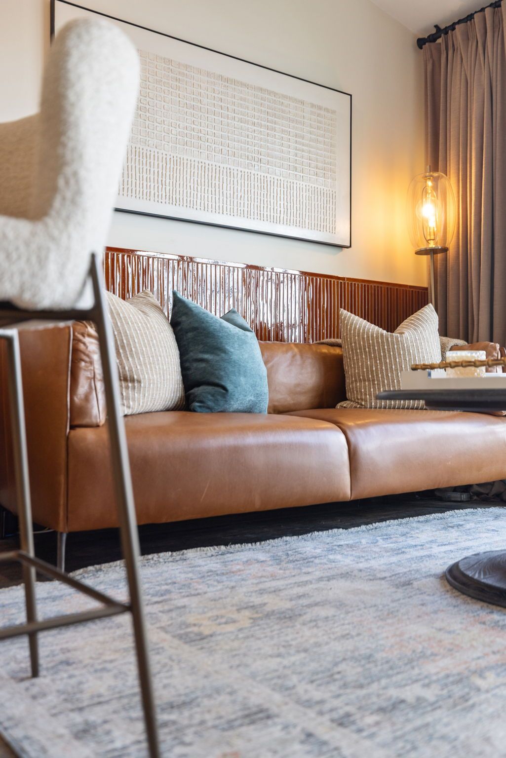 The Lantern Loft - Luxury Riverfront Downtown