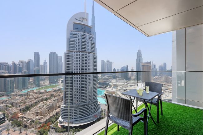 Livbnb - 2BR Burj View w/ Direct Dubai Mall Access