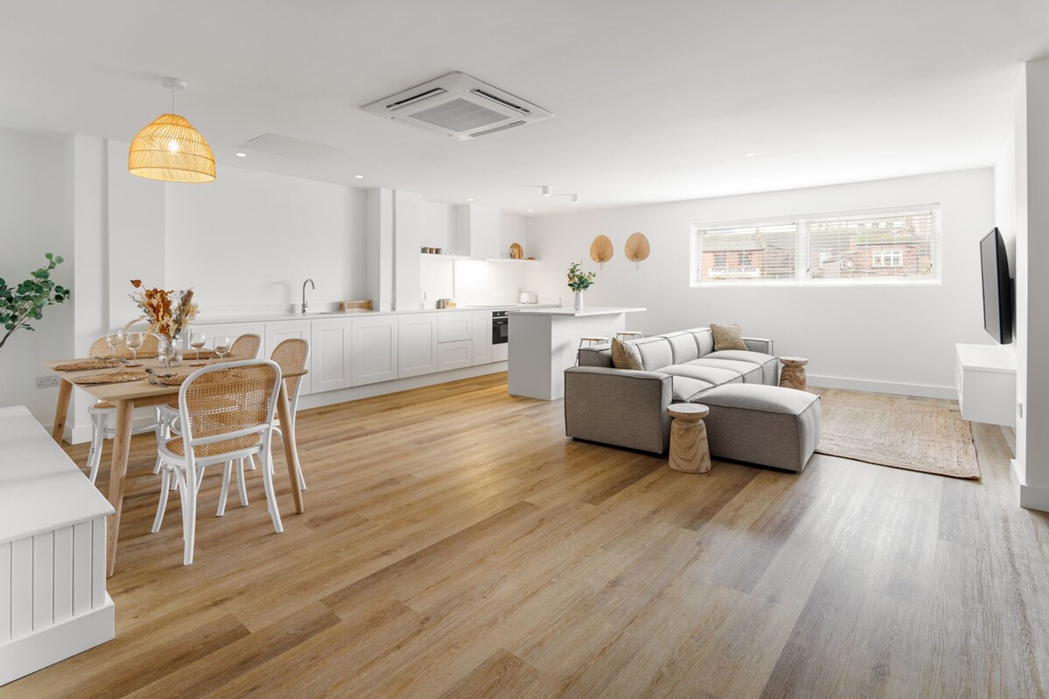 44 Renshaw - Deluxe Studio Sleeps 8 City Centre