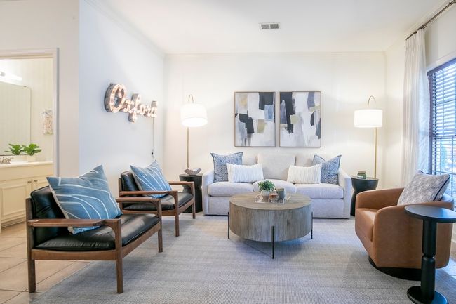 The Layton, 2BR Deluxe by Velvet Ditch Villas