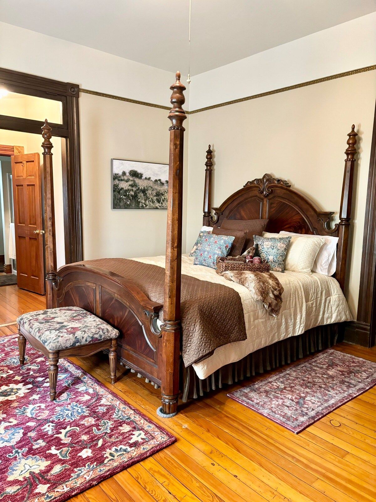 MacFie Room Walk Downtown Close to SEMO