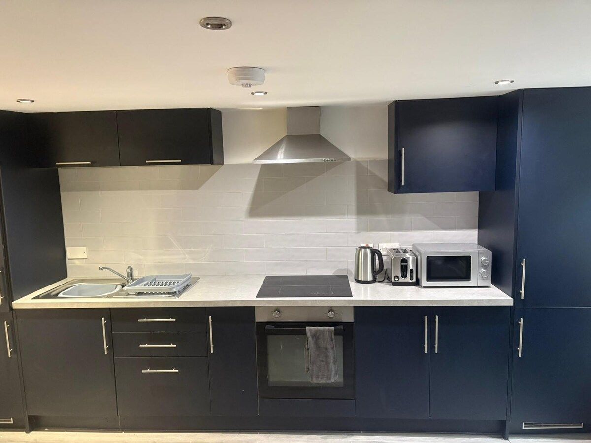 Apartment 8 - Queen Street 3