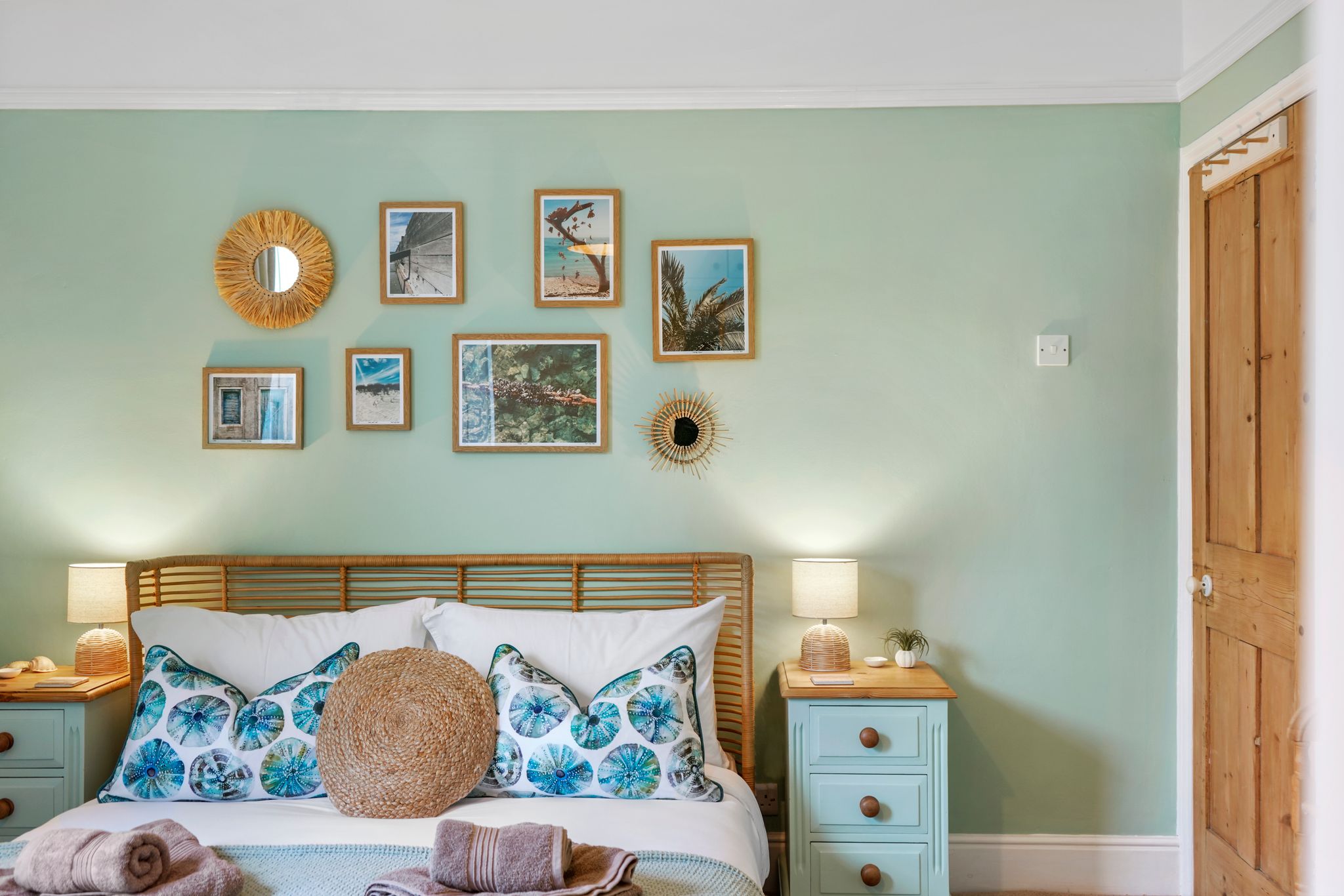 3 BR Stunning Coastal House Southsea, Pet Friendly