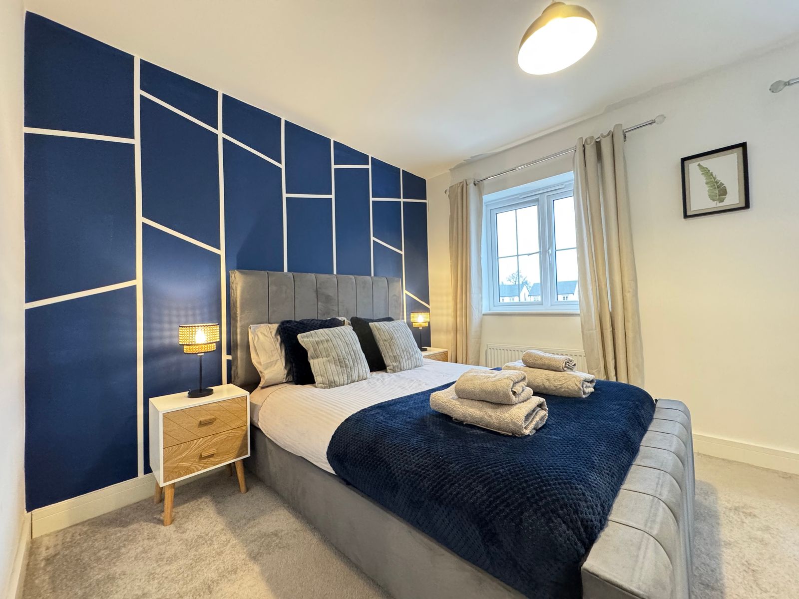 Modern 2 Bedroom Home In Central Doncaster | 3 Beds | Garden | Driveway Parking
