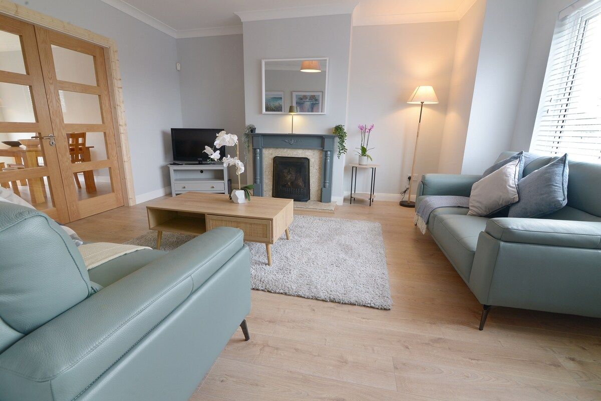 Cozy Galway 4 bed | Free Parking | walk to city