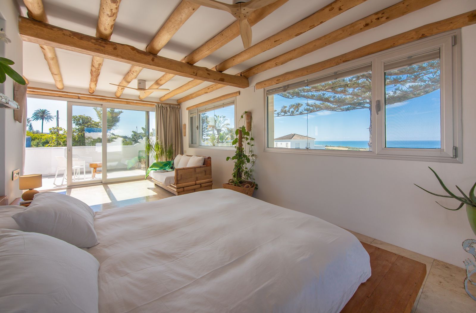 Macarena Beach House Conil