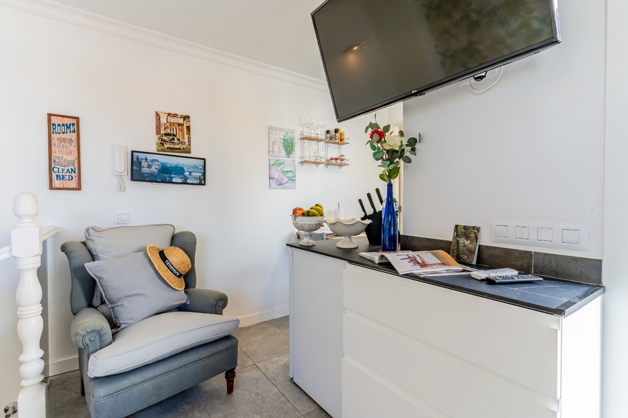 City center Studio penthhouse near the beach