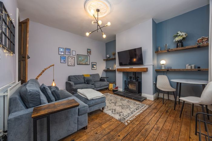 House in Bramley, Leeds: Cosy Home In Leeds - Ideal For Long Stays & Contractors, photo 2