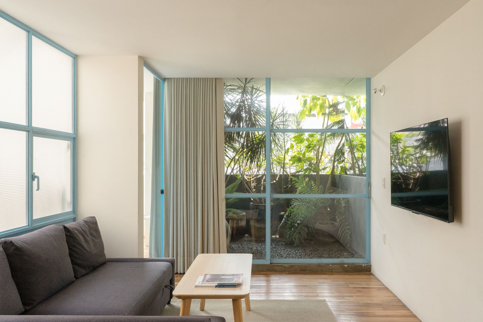 1 Bedroom - Blue