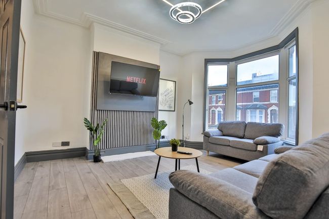 Blackpool House, 7BR, Blackpool