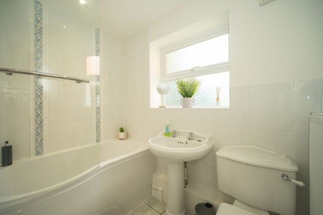 Brookland Stays Short Lets & Serviced Accommodation Ascot.