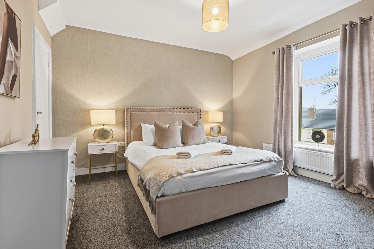 Stunning 3B Home, ideal for leisure & contractors