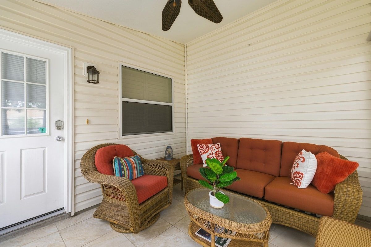 Lake Sumter 2BR · Golf Cart · BBQ · Brownwood — photo 6