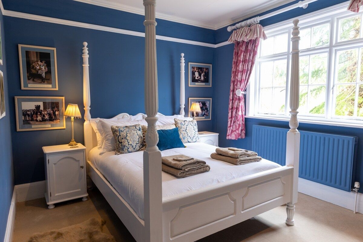 The Manners Children Suite