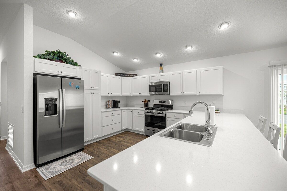 The Strawbridge · 2 Ensuite Suites · Golf Cart — photo 11