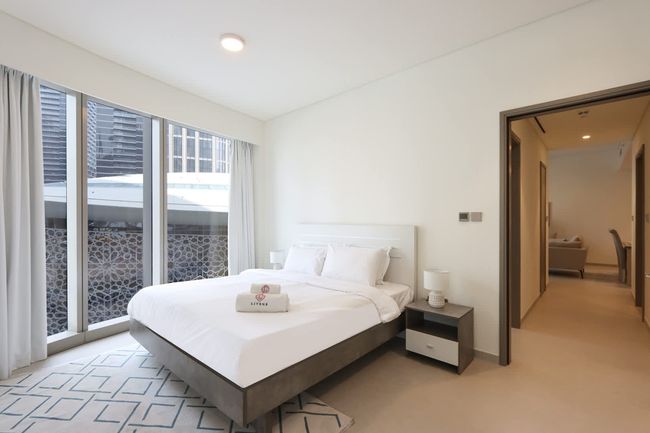 Livbnb-Modern 2BR with Partial Burj Khalifa View