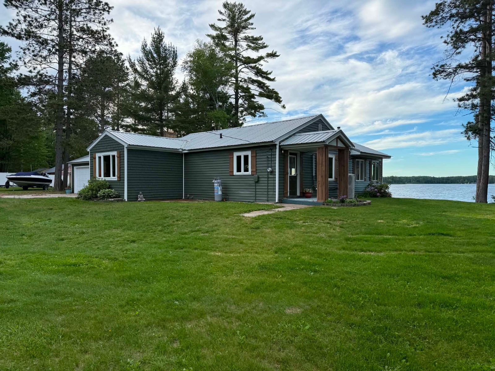 Cottage on a Lake. Near Pictured Rocks/ Munising