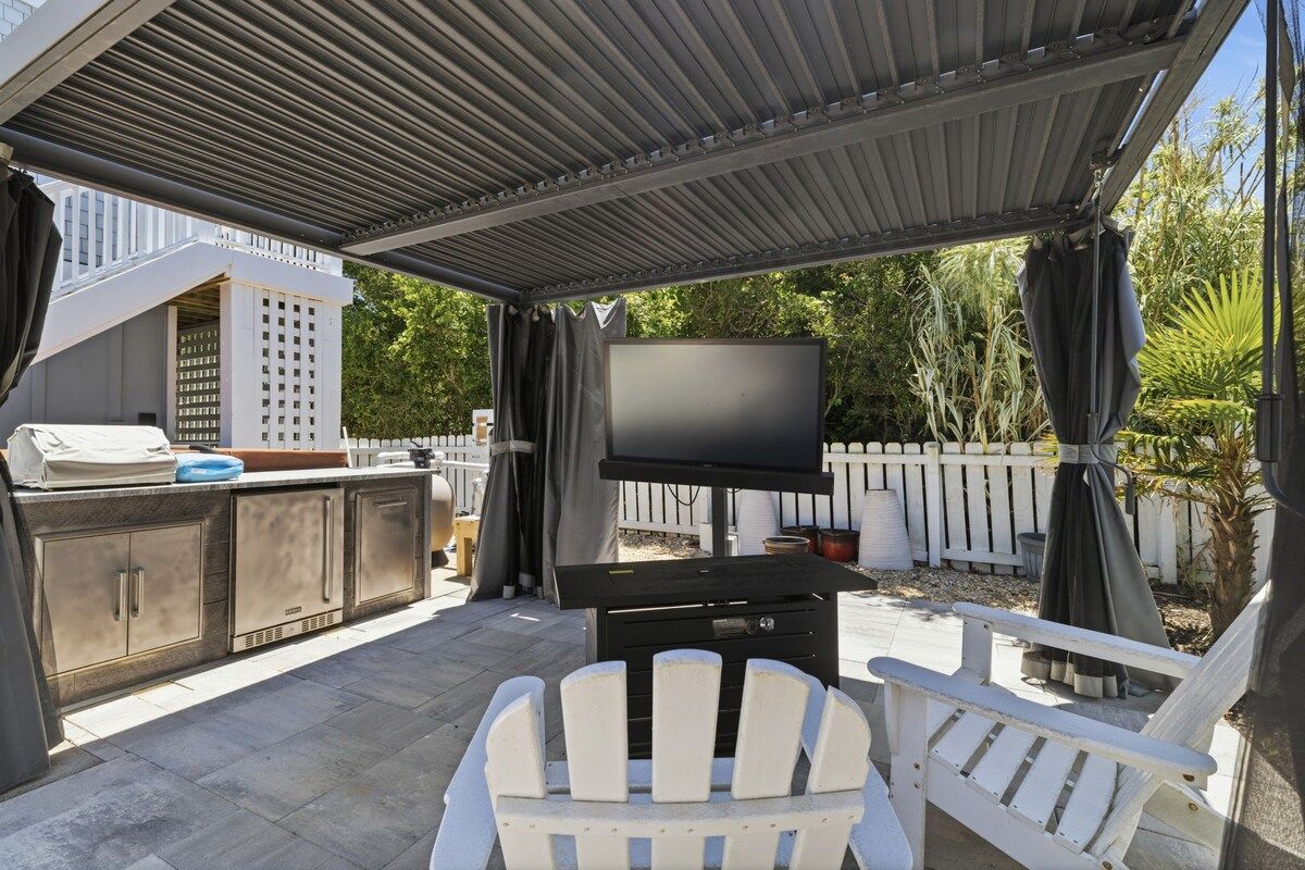 Saltwater Social - Pool | Hot Tub | Golf Cart