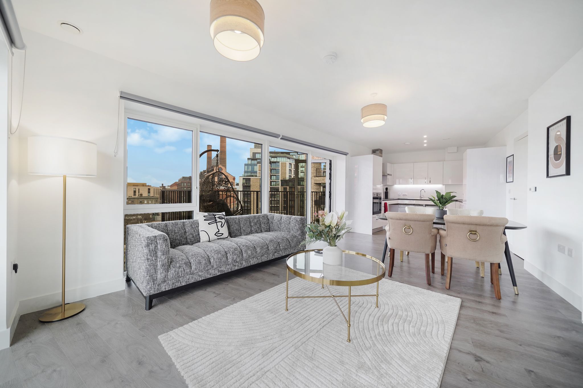 Stylish 2-Bed Flat w/ Balcony | Fulham SW6