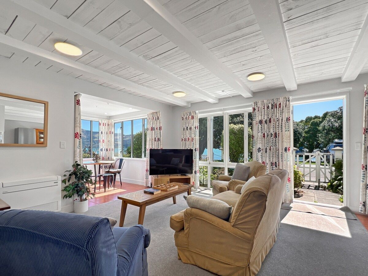 Unit 23 - 85 Beach Road rental in Akaroa