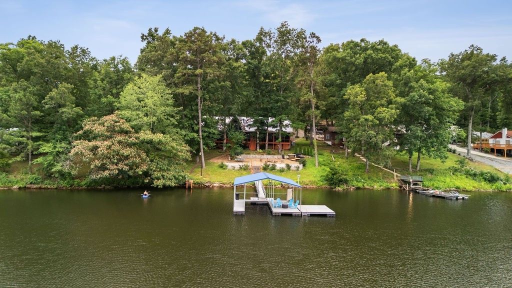 Smith Lake Serenity